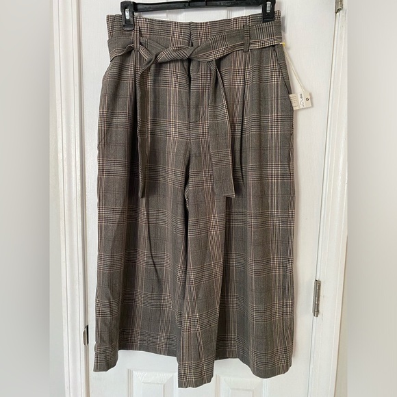 Pants - Happy X Nature Gray Plaid Wide Leg Belted Dress Pants Culottes -Kate Hudson 
Nwt